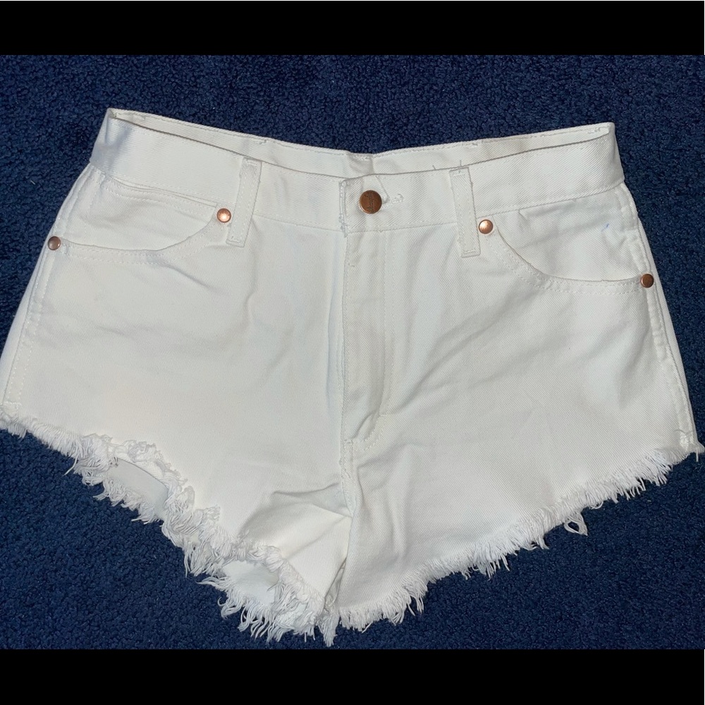 white never worn wrangler denim shorts